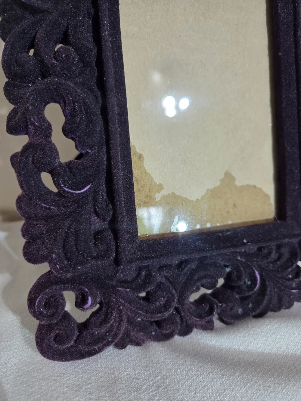 Vintage Velvet Baroque Ornate Picture Frame - Purple 4x6